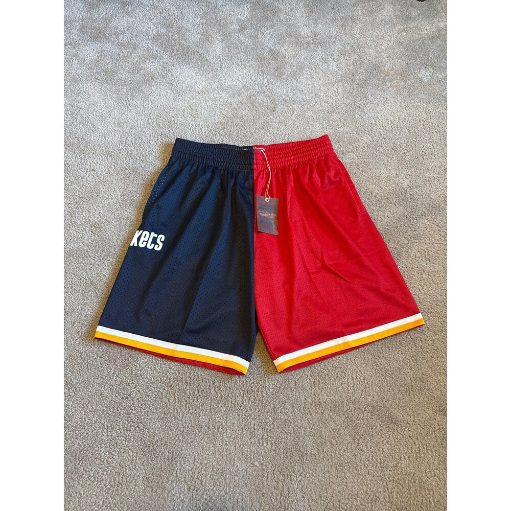 Houston Rockets Mitchell and Ness Men’s NWT Basketball Shorts Size Large